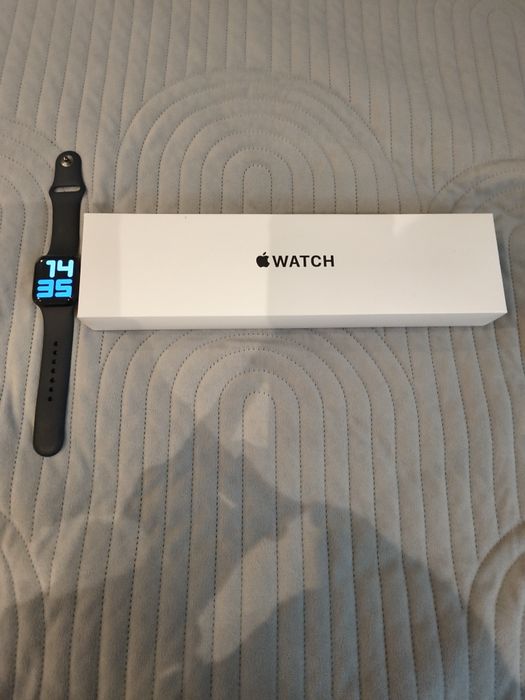 Vând Apple Watch Se 2