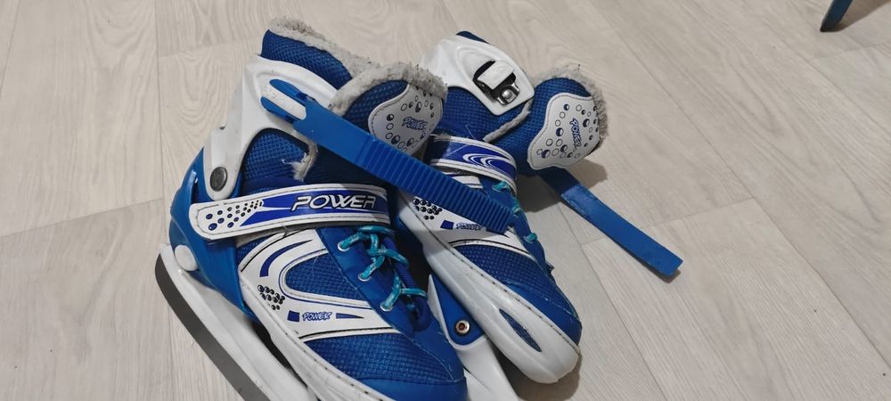 Продам коньки в хорошем состоянии