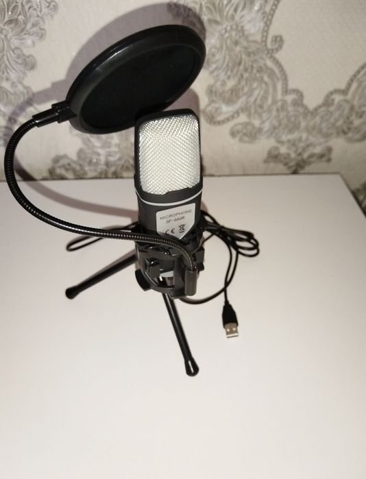 Микрофон SF-666R