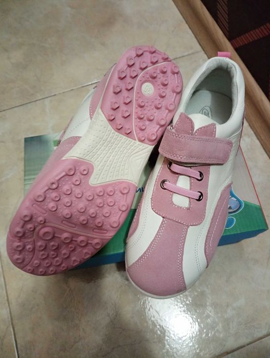 Нови обувки Chippo р-р 36 естествена кожа