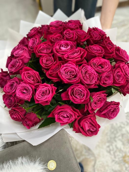 Роза розвая метровая