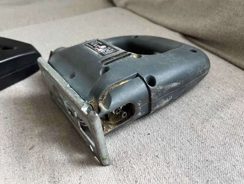 2 ferastraie pendulare 350W fara cablu – pentru piese sau reparatii