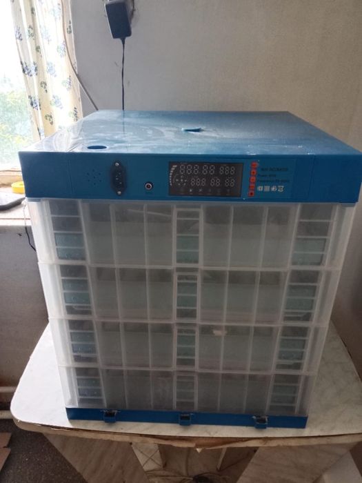 Продам Инкубатор