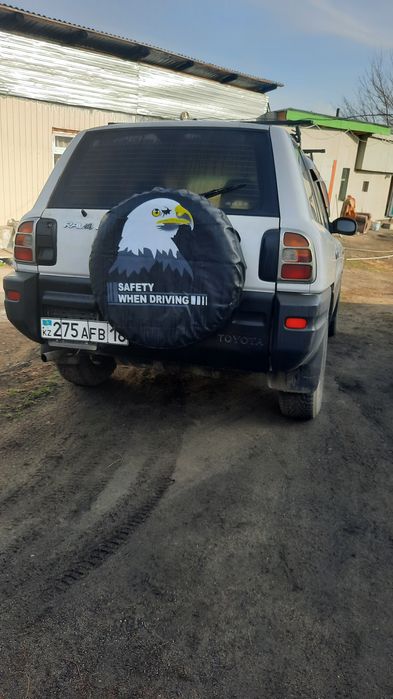 Продам машину тойота