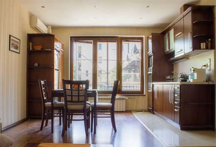 Дава се под наем Двустаен апартамент в София, Център - 67 кв.м за 448.8 € - Снимка #2