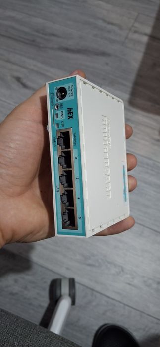 Router Mikrotik Hex