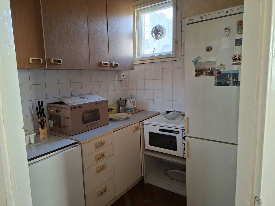 Дава се под наем Тристаен апартамент в Русе, Център - 97 кв.м за 390 € - Снимка #11