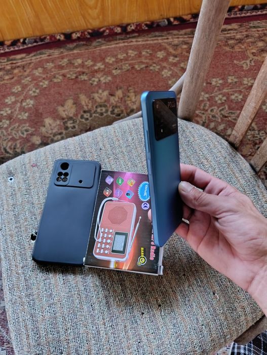 Продавам Poco m4 pro