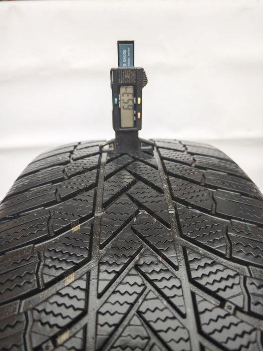 Anvelope 255/50/19 an 2023 iarna M+S BRIDGESTONE Blizzak LM005