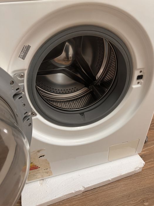 Продам стиральную машинку