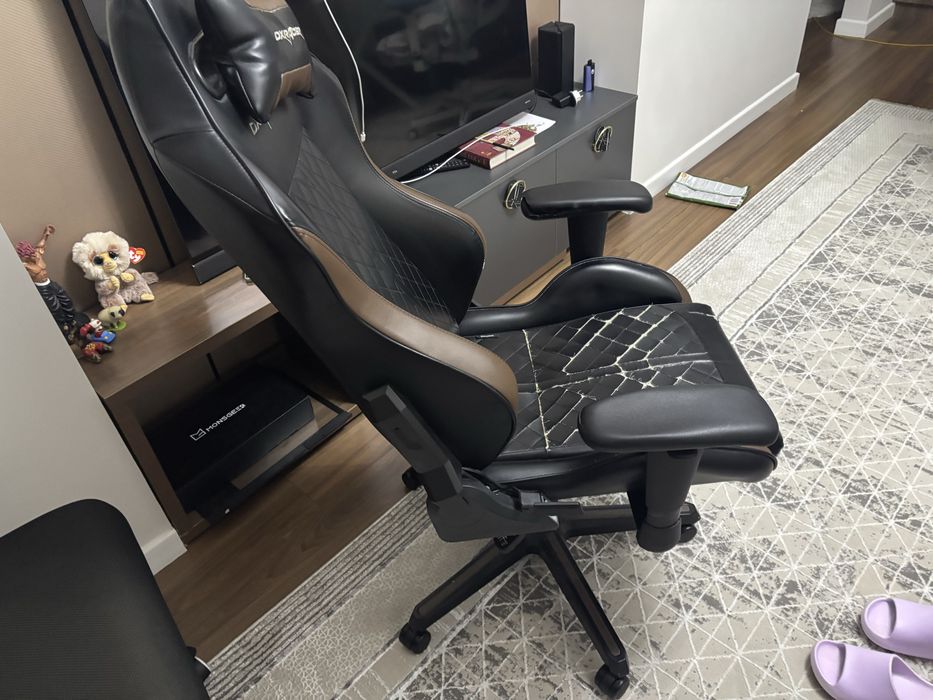 DxRacer игровое кресло