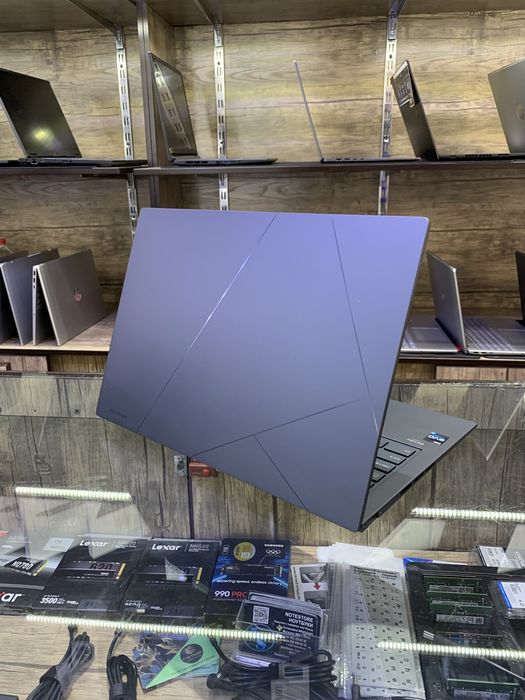 Asus Zenbook 14.0 OLED