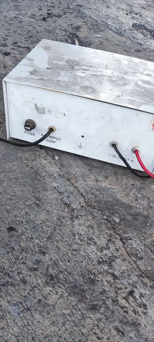 Зарядное устройство