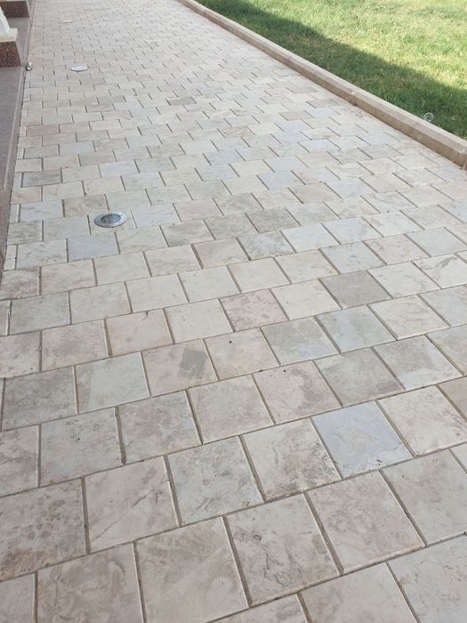 Izvestnyak korka granit Miramir tabiiy toshlari sotiladi