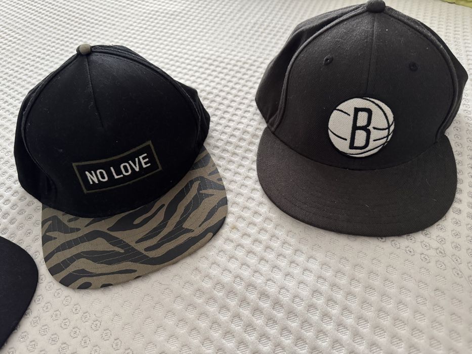 Шапки по 10лв, Adidas, House, Pull&Bear