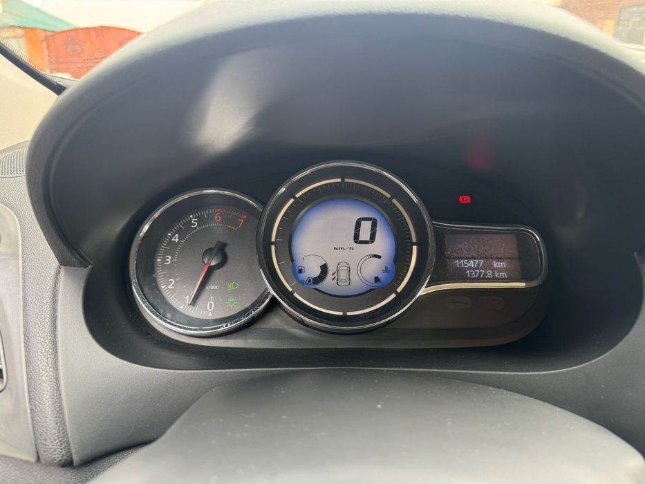 Renault Fluence продам