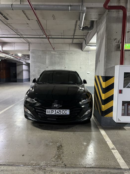 Malibu xl   Holati tiniq zor qarab haydaganman