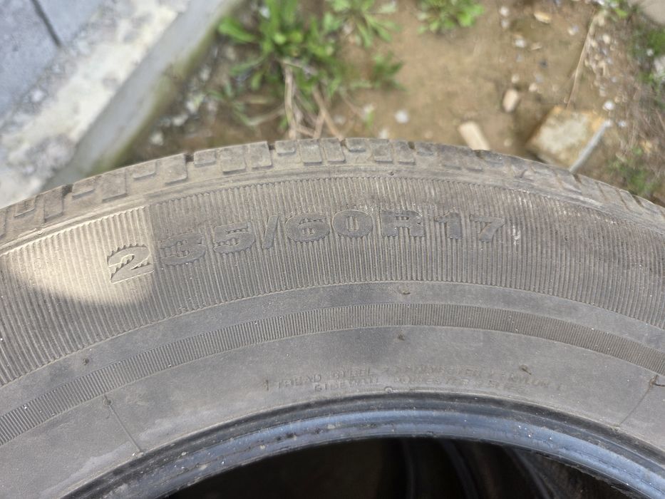 Шины 4 штуки. 17/60/235