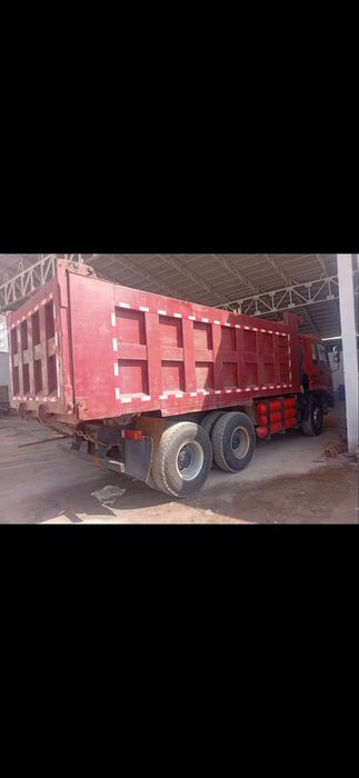 Экскаватор хизмати