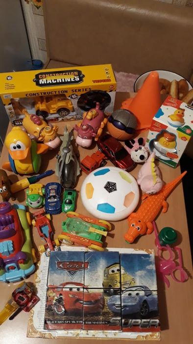 Неваляшка новая, кубики