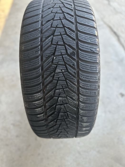 2 Anvelope 285/40 r 22 Hankook Winter i * concept evo 3 dot 2025
