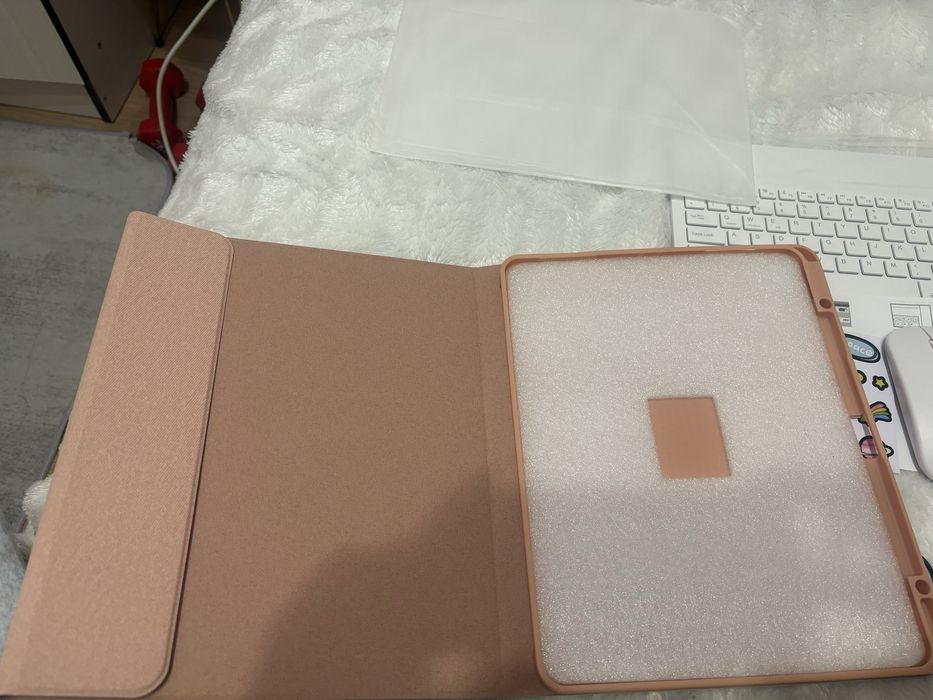 Продам чехол на айпад