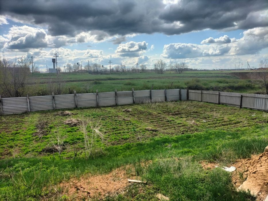 Дом с участком в посёлке