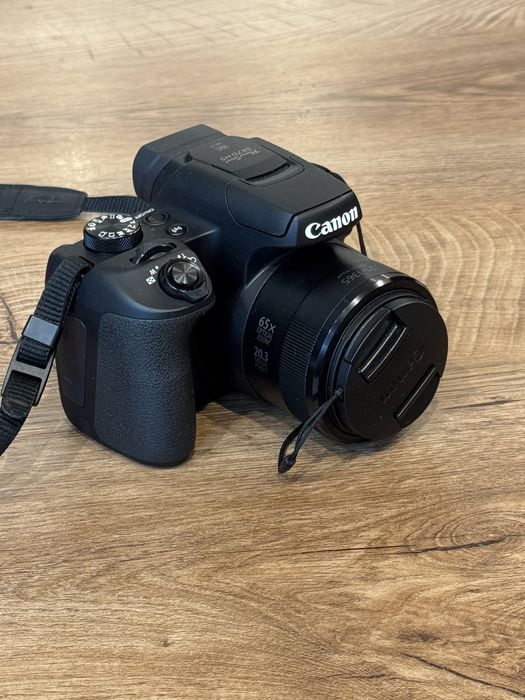 Canon PowerShot SX70 HS  super zoom