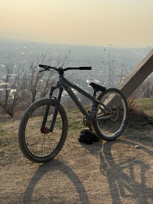 Велосипед дерт speedone