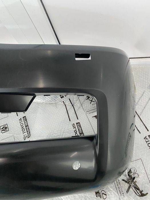 Бампер для Toyota Land Cruiser 200