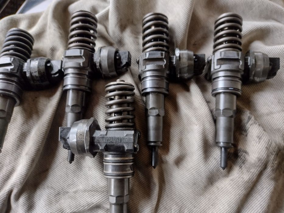 Injectoare 19 tdi bls