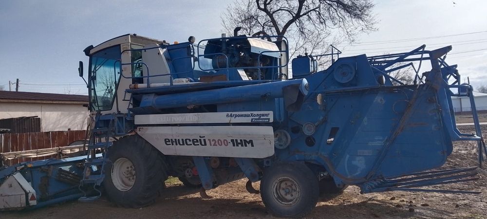 Комбаин Енисей Руслан