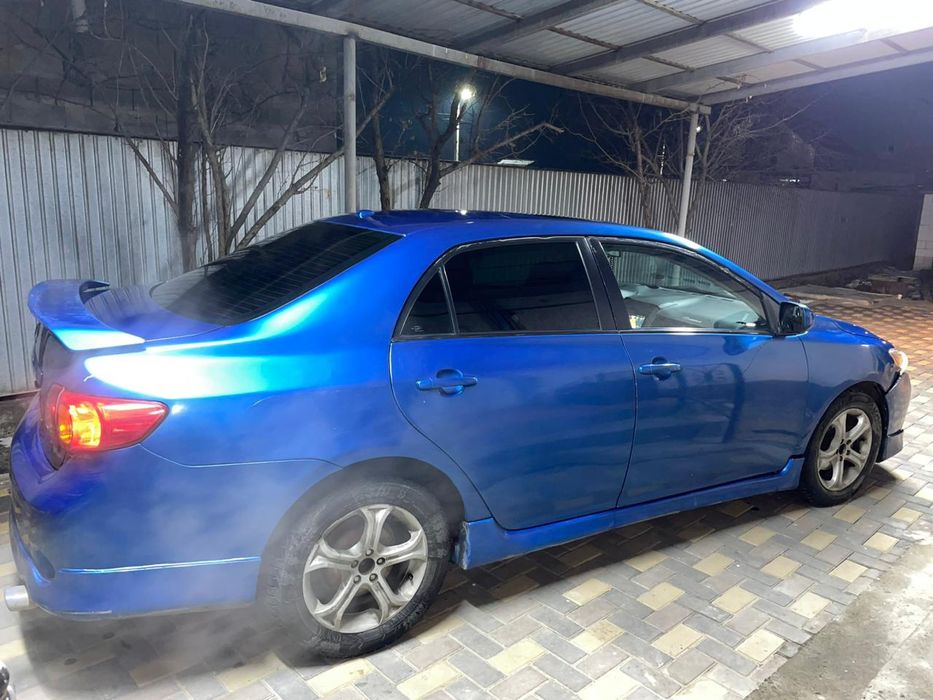 Corolla 1.8 S комплектация продам
