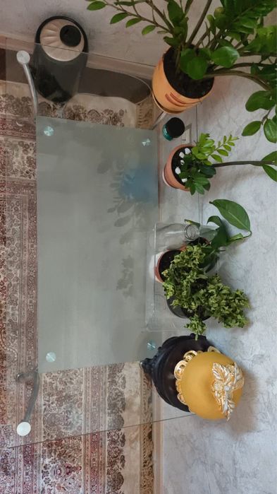 Журнальный столик