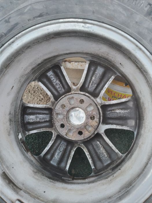 Шины с дисками на субару