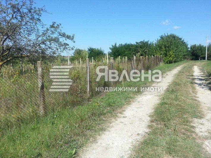 Продава се Парцел в с. Садово, Област Варна - 1200 кв.м за 9 €/кв.м - Снимка #2