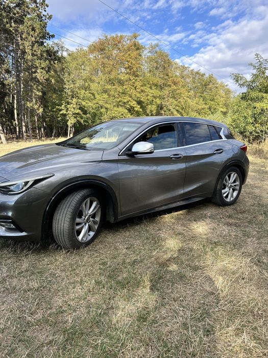 INFINITI Q30 2016 — imagine 5