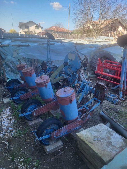 Vand Semanatoare de porumb