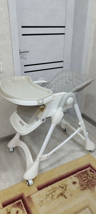 Продам стульчик для кормления