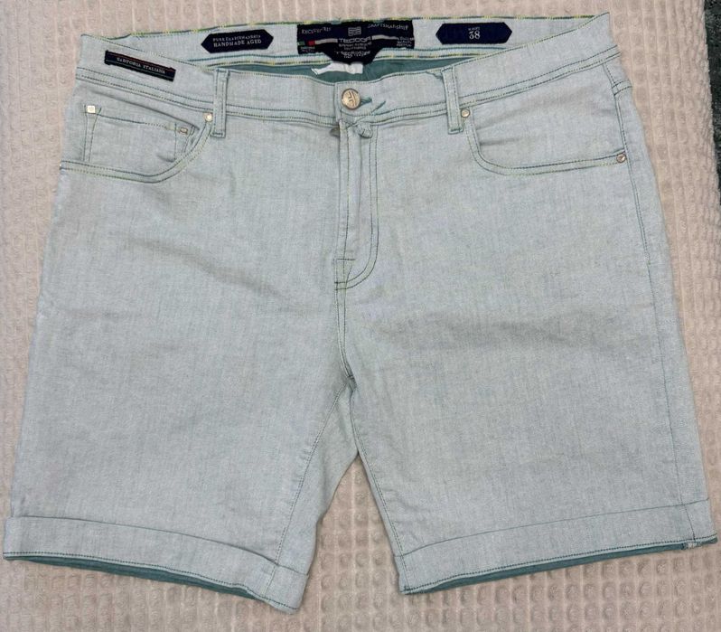 Къс панталон TEODOR