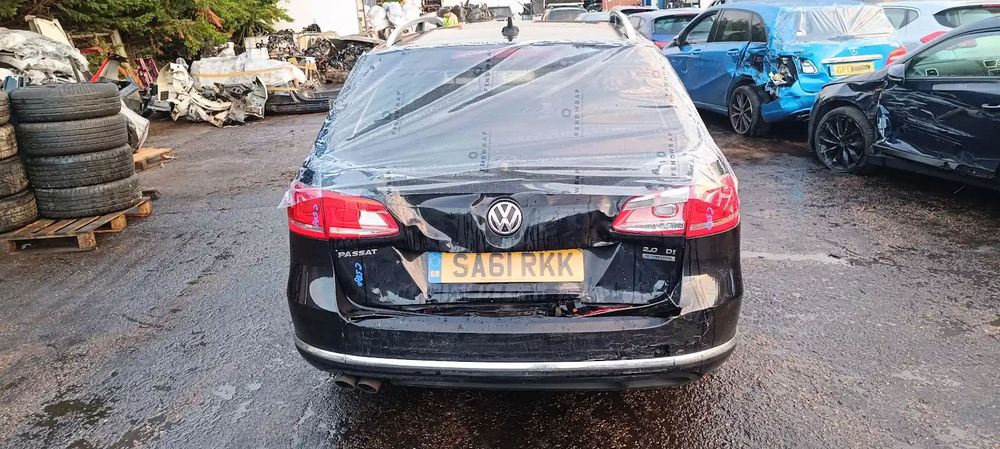 Dezmembrari / Dezmembrez Volkswagen Passat B7 (365) Variant 2.0 TDI CFFB cutie viteze manuala cod culoare LC9X