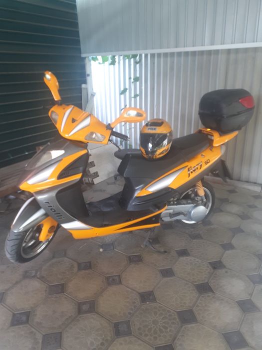 Продам скутер фиерик в идеальном состоянии