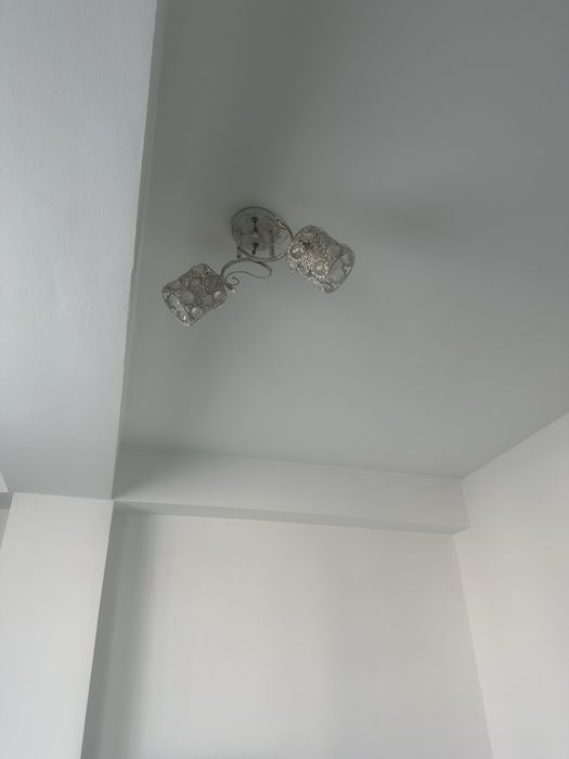 люстра в хорошем состоянии