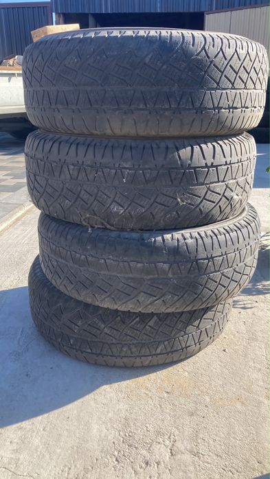 Продам шины 265/65 R17 БУ