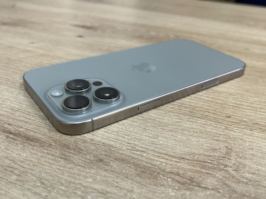 iPhone 16 Pro Max 256GB Перфектен 99% bat.