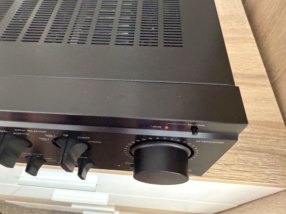 Като нов Sony TA-F530es