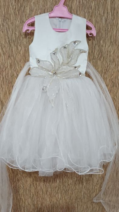 Детские праздничные платья