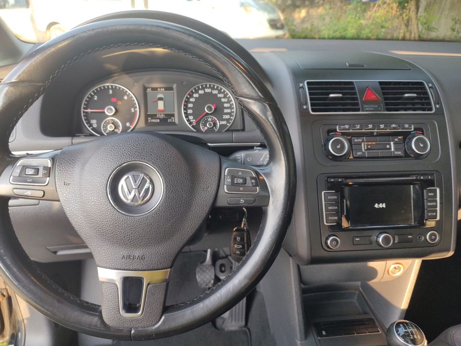 Volkswagen Touran HighLine 2L TDI Euro 5