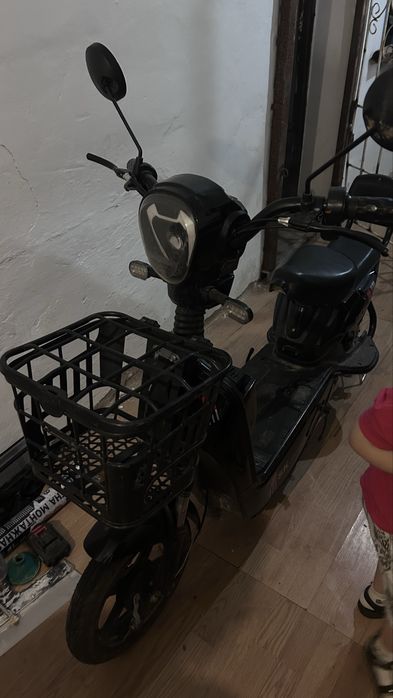 Срояно продам Электро скутер
