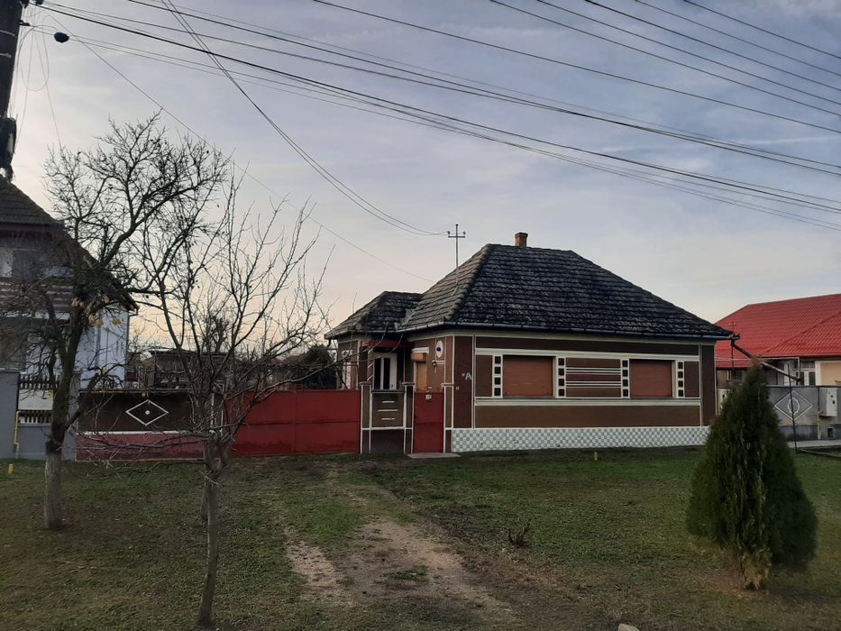 Casa de vanzare Sanleani